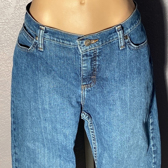 WRANGLER - jeans: ‘As Real As’ blue, pockets, zip, belt hoops, button - 12x30/L - Picture 3 of 16